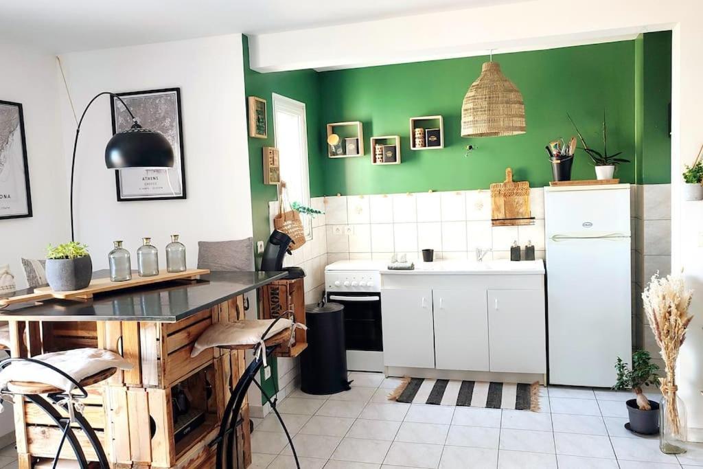 Un Nid D'Amour Appartement Ruoms Buitenkant foto